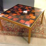 393 4678 COFFEE TABLE